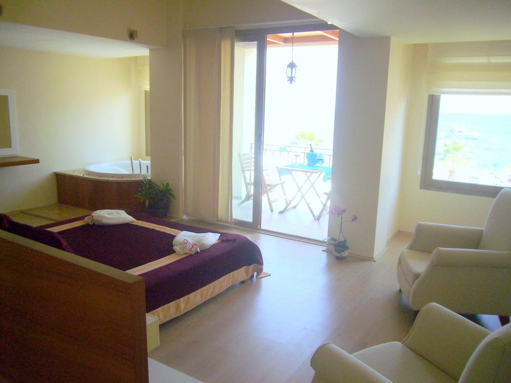 Club Pomalin Hotell Oren  Rum bild